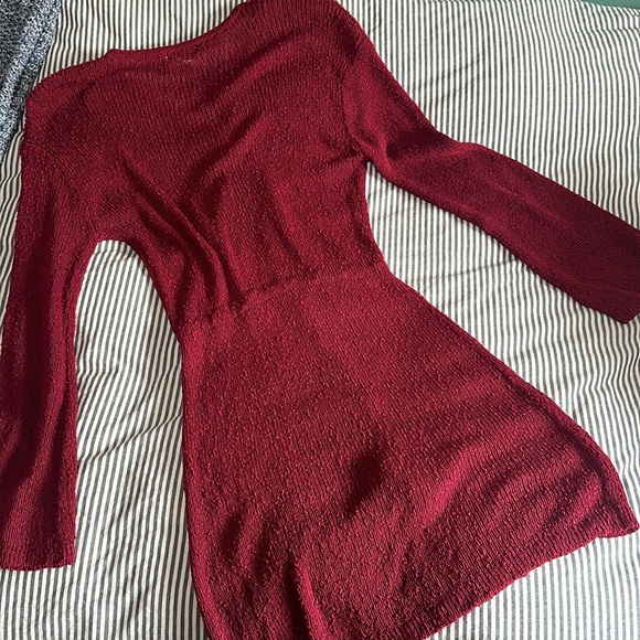 L space maroon sheer coverup dress with bell sleeves size medium - Picture 5 of 5